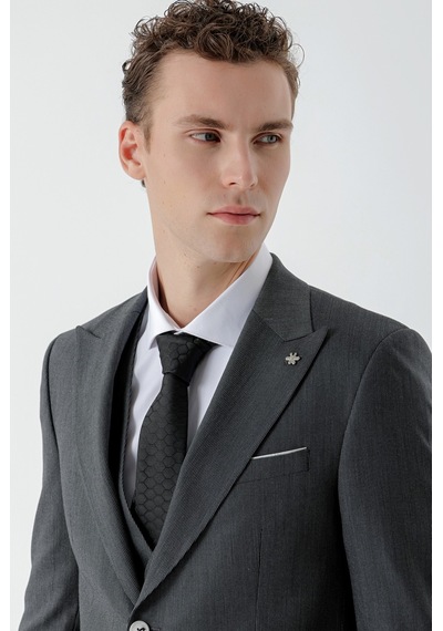 Morven Erkek Siyah Poliviskon Trend Yelekli Desenli Slim Fit Sivri Yaka Takım Elbise 24mc001008001 Siyah Morven Erkek Siyah Poliviskon Trend Yelekli Desenli Slim Fit Sivri Yaka Takım Elbise 24mc001008001 Siyah