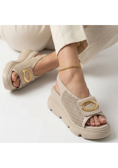 Armüz Gwon Bej Cilt Dolgu Topuk Sandalet Siyah