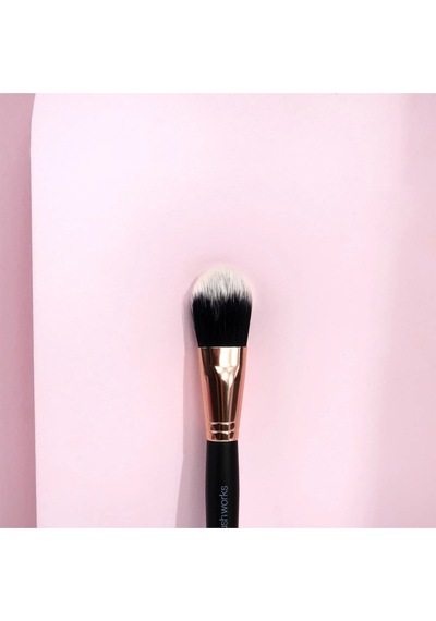 Brushworks Foundation Brush Sıvı Ve Toz Fondöten İçin Yüksek Kaliteli Fırça