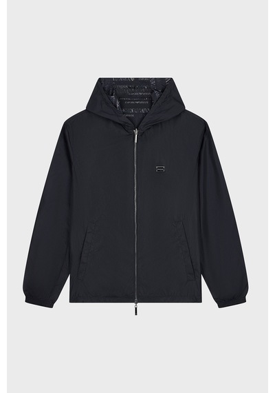 Emporio Armani Tamamı Logolu Suya Dayanıklı Kapüşonlu Ceket Erkek Ceket Em006751 Af12021 Fb516 Lacivert Emporio Armani Tamamı Logolu Suya Dayanıklı Kapüşonlu Ceket Erkek Ceket Em006751 Af12021 Fb516 Lacivert