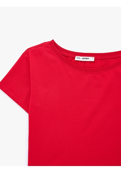 Koton Pamuklu Kısa Kollu Slim Fit Omzu Açık Tişört Kırmızı 6sal10790ık Koton Pamuklu Kısa Kollu Slim Fit Omzu Açık Tişört Kırmızı 6sal10790ık