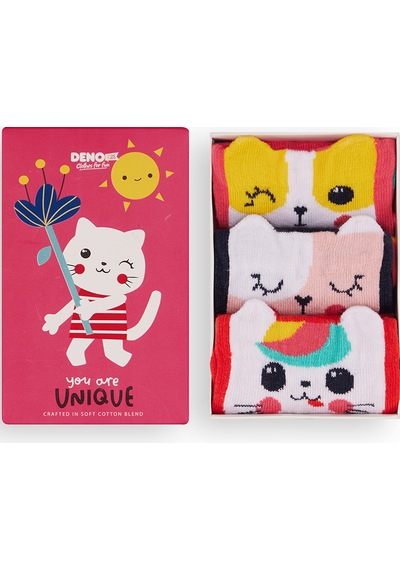 Denokids Renkli Kediler Kız Çocuk 3'lü Kutulu Çorap Renkli