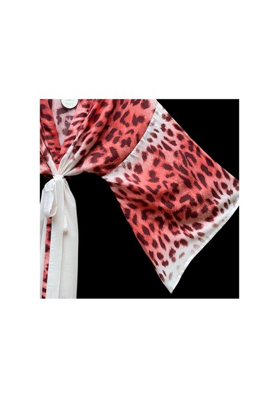 Lila Mare Viskon Kumaş Leopar Desen Handmade Beachwear Kimono Standart Bedenlere 36-44 Arası Uygundur Renkli Renkli Lila Mare Viskon Kumaş Leopar Desen Handmade Beachwear Kimono Standart Bedenlere 36-44 Arası Uygundur Renkli Renkli