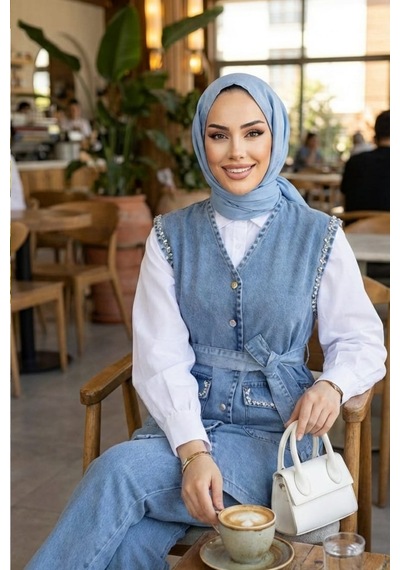 Hb Harma Time Butik Kadın Taş İşlemeli Kuşaklı Yelek-pantolon Açık Kot Mavi İkili Takım Açık Mavi