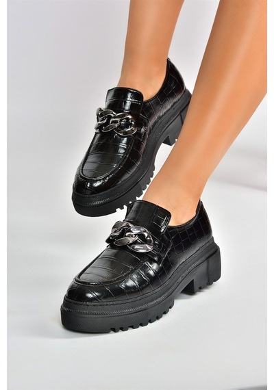 Fox Shoes Siyah Kroko Baskı Kalın Tabanlı Günlük Kadın Ayakkabı