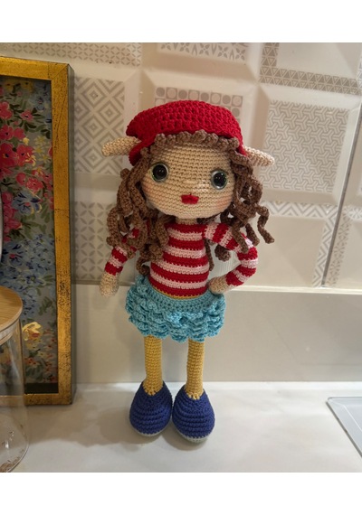 Kırmızı Şapkalı Elf Amigurumi Kız Bebek 30 Cm