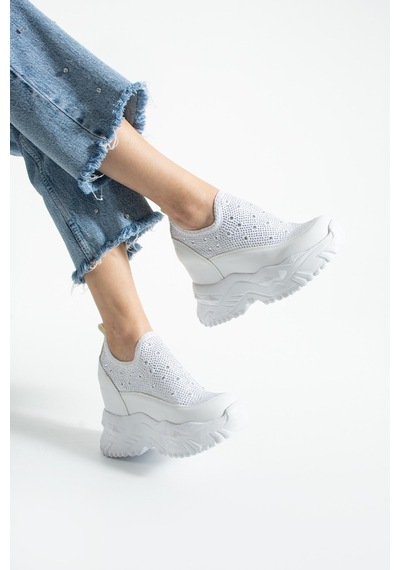 Dabab Shoes Olıvıa Beyaz Taş Detaylı 10 Cm Gizli Topuk Platform Slip-on Sneaker Ayakkabı