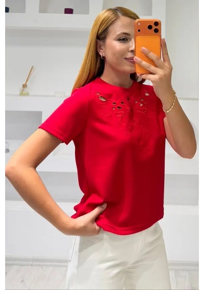 Fiolin Soft Touch Modal Kumaş Nakışlı Lazer Kesim T-shirt Kirmizi