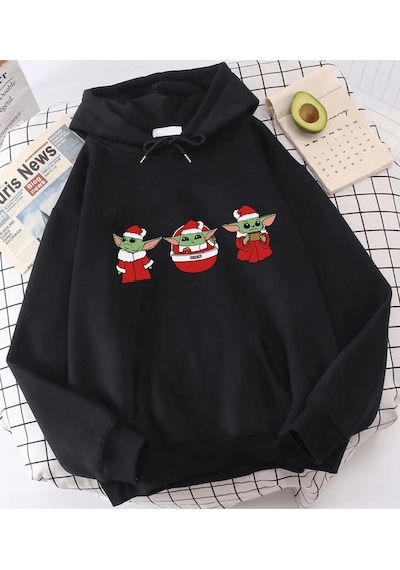 Baby Yoda Yılbaşı Ruhu Kapşonlu Sweatshirt 001