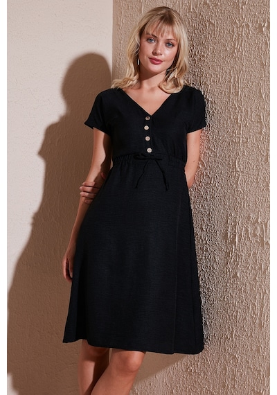 Lela Önü Düğmeli V Yaka Regular Fit Kısa Kollu Midi Bayan Elbise 5865747 Siyah