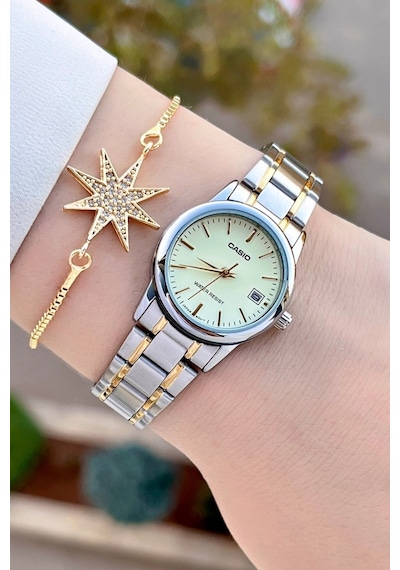 Casio Csıste146 Kadın Kol Saati