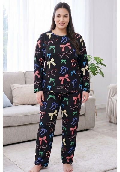 Siyah İnci Desenli Termal Kumaşlı Ultra Soft Yumuşak Büyük Beden Battal Boy Örme Pijama Takımı 26226704 Siyah Siyah İnci Desenli Termal Kumaşlı Ultra Soft Yumuşak Büyük Beden Battal Boy Örme Pijama Takımı 26226704 Siyah