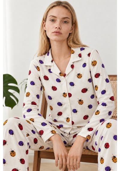 Kadın Uğur Böcekli Gömlek Yaka Beyaz Pijama Takımı 4827