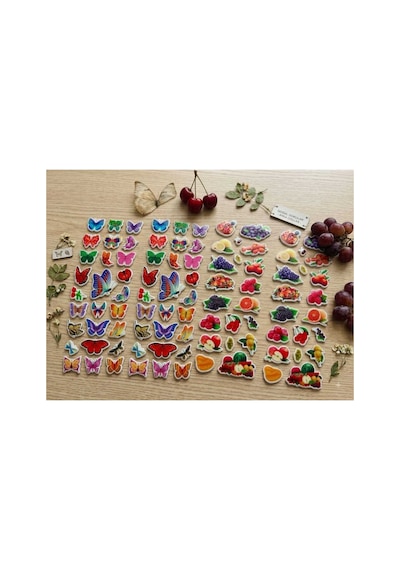 82 Adet Kabartmalı Kelebek Ve Meyve Figürlü Sticker 4 Sayfa Diğer