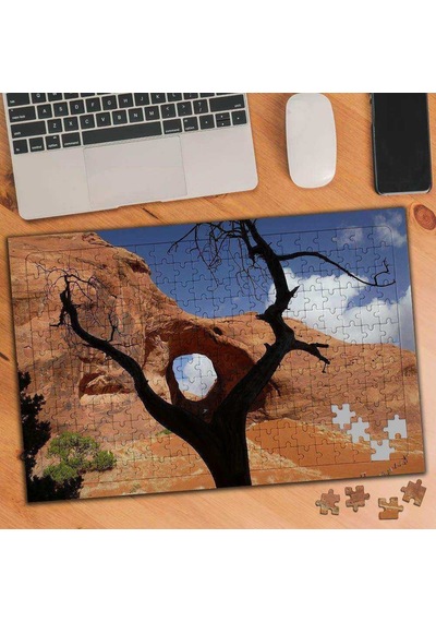 Kayalıklarda Kuru Ağaç Dalları 240 Parça Puzzle Yapboz-75454