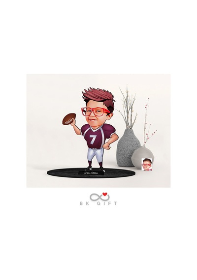 BK Gift Kişiye Özel Çocuk Amerikan Futbolcu Karikatürlü Ahşap Bib