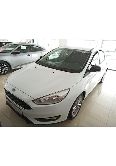Focus 3.5 Piano Black Yarasa Ayna Kapağı