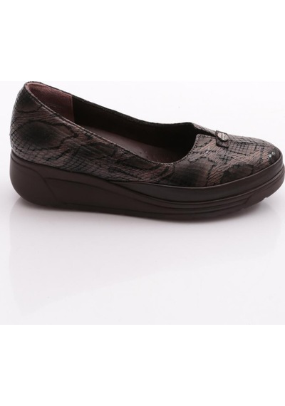 Dgn 106 Kadin Comfort Ayakkabi Kahve Yılan