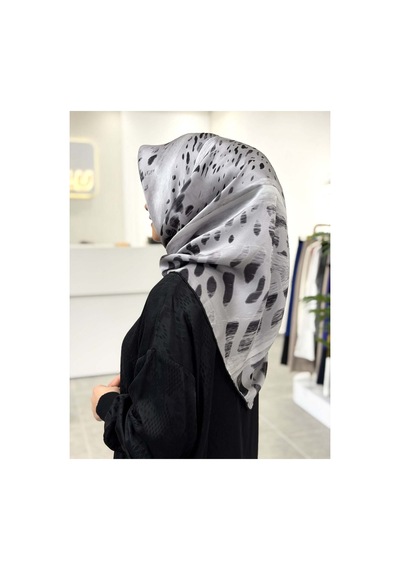 Aker Leopar Desen 2026 %100 Saf İpek Sura Eşarp Siyah/gri - 312 Siyah/gri - 312