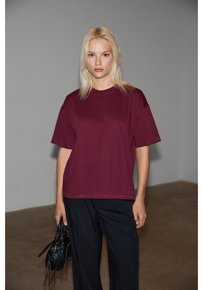Grımelange Jemmy Kadın %100 Organik Pamuk Relaxed Fit Yırtmaçlı Yuvarlak Yakalı Bordo T-shirt Bordo Grımelange Jemmy Kadın %100 Organik Pamuk Relaxed Fit Yırtmaçlı Yuvarlak Yakalı Bordo T-shirt Bordo