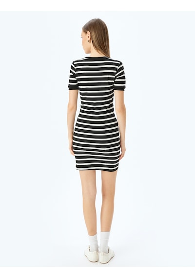 Koton Bisiklet Yaka Kısa Kollu Fitilli Mini Bodycon Elbise Siyah Çizgili 5sal80042ık Siyah