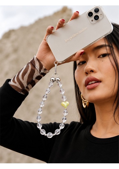 Iconic Şeffaf Kristal Kalpli Telefon Askısı, Boncuklu Telefon Charmı Ve Çanta Aksesuarı Iconic Şeffaf Kristal Kalpli Telefon Askısı, Boncuklu Telefon Charmı Ve Çanta Aksesuarı