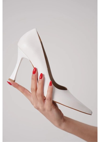 Trendella Mat Beyaz Kadın Stiletto Tr18ms03d Siyah