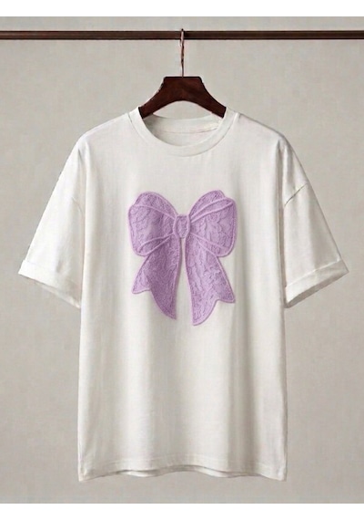 Kadın Beyaz Oversize Fiyonk Baskı Detaylı Kpmpak T-shirt Mor