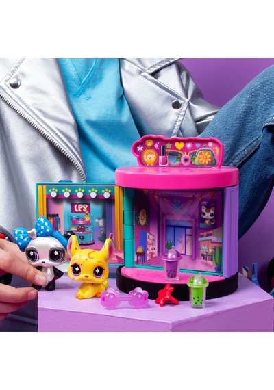Littlest Pet Shop Spin & Style Boutique 4'ü 1 Arada 3 Figür 15+ Aksesuar Butik Oyun Seti Taşınabilir