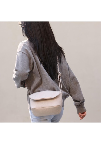Ulanzi F01 Camera Sling Bag B011