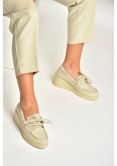 Fox Shoes Y602006402 Bej Süet Dolgu Tabanlı Kadın Ayakkabı Bej