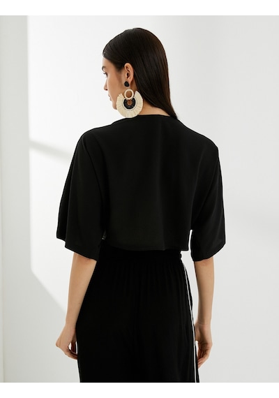 Koton Crop Bluz Önden Bağlama Detaylı Yarasa Kol Siyah 4sak60271uw 4SAK60271UW999 Siyah