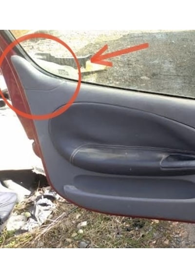 Renault Megane 1 Coupe Kapı İç Köşe Bakalit