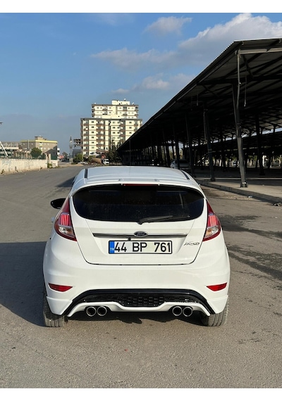 Fiesta St Difüzör Plastik