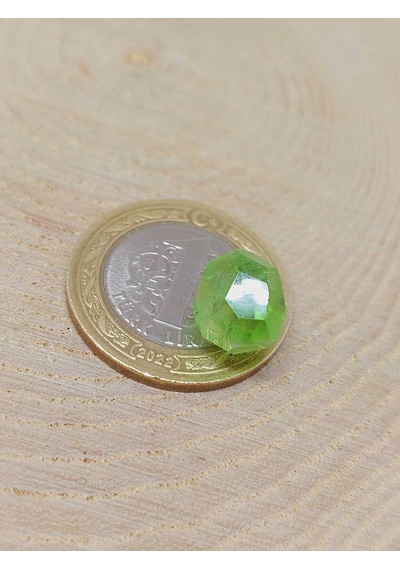 Yasamtohumu Peridot Zebercet Taşı Otantik Doğal Kesim Ortalama 9 Karat 55600 Çok Renkli