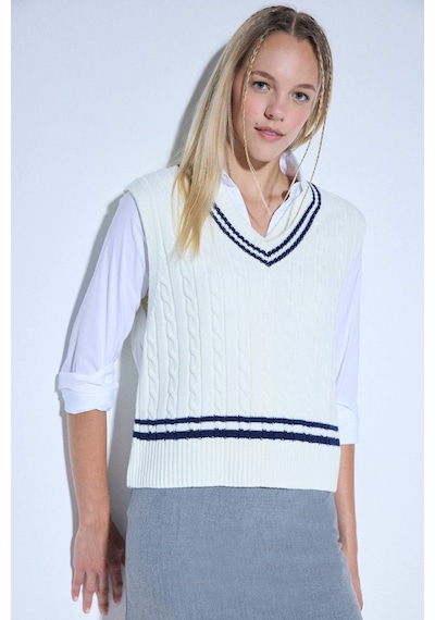Defacto Okula Dönüş Coool Regular Fit V Yaka Yelek D4686ax25wner103 Ekru