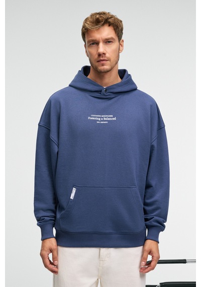 Grimelange CLAY Erkek %100 Pamuk Kapüşonlu Çıtçıtlı Baskılı Cebi Süs Etiketli İndigo Sweatshirt Grimelange CLAY Erkek %100 Pamuk Kapüşonlu Çıtçıtlı Baskılı Cebi Süs Etiketli İndigo Sweatshirt