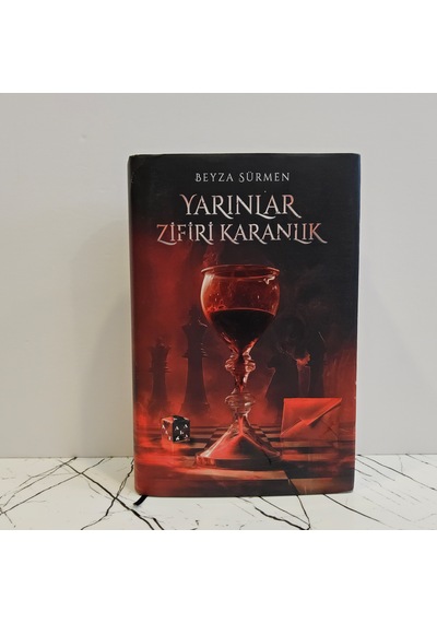 Yarınlar Zifiri Karanlık 2 - Ciltli