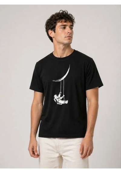 Veraura Lifestyle Erkek Astronot Ay Temalı Tişört Kısa Kol Yazlık Bisiklet Yaka T-shirt - Siyah