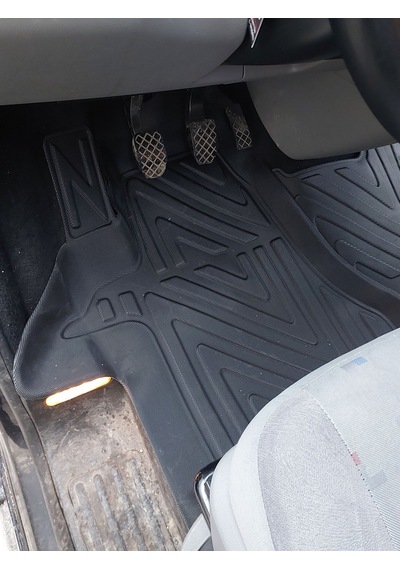 Volkswagen Transporter T6 2015-2019 Premium Seri Araca Özel 3d Havuzlu Oto Paspas