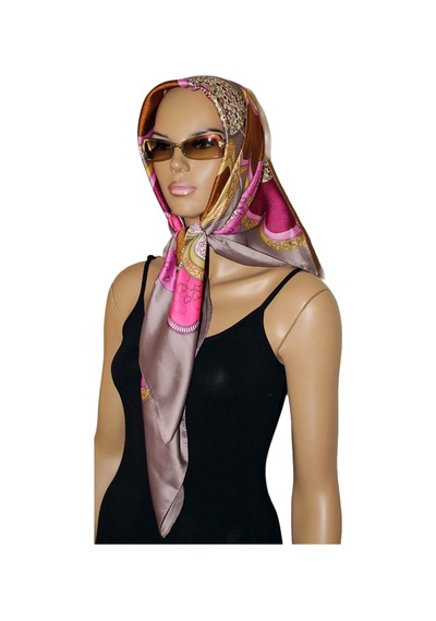 Tikitonki Kalp Desenli Kare Kesim Saten Bej Rengi Eşarp - 90x90 Karışık Karışık