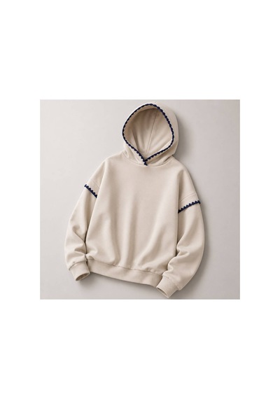 Herkesemoda Yaka Ve Kol Nakış Detaylı Kapüşonlu 2 İplik Şardonlu Sweatshirt Bej