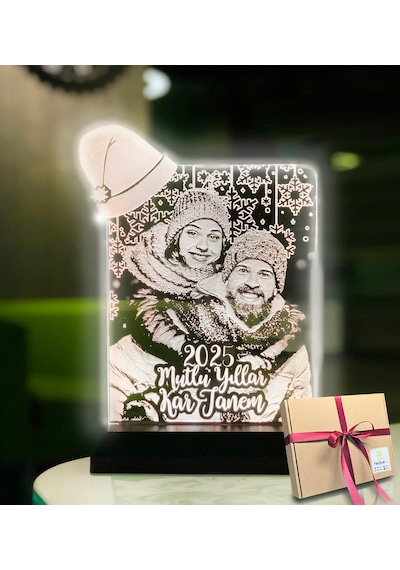 Yılbaşı Hediyesi Kişiye Özel Resimli Noel Baba Şapkalı 3d Led Gec