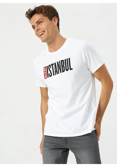 Levi's Levis Erkek Bisiklet Yaka Basklı İstanbul T-shirt A7747-0000 001 Levi's Levis Erkek Bisiklet Yaka Basklı İstanbul T-shirt A7747-0000 001