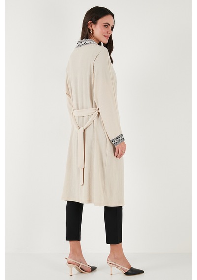 Lela Modest Regular Fit Bağlamalı Nakışlı Tesettür Uzun Kimono Bayan Hırka 5866173 Taş