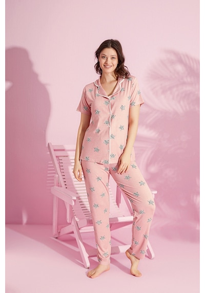 Medinenur Yıldız Desenli Viskon Örme Kısa Kol Düğmeli Pijama Takımı Pembe