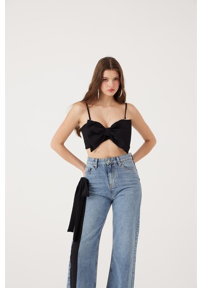 Holly Lolly Kurdele Görünümlü Crop Jazmin Bluz Siyah
