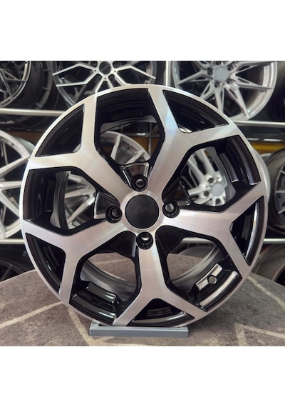 15 İnç 4x100 Clio Linea İ20 Siyah Elmas Kesim Jant Modeli 4 Adet
