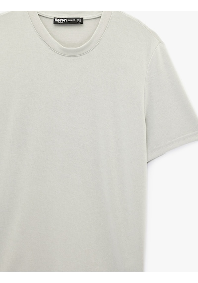 Koton Bisiklet Yaka Viskon Karışımlı Kısa Kollu Basic Slim Fit Tişört Gri 6sam10285mk
