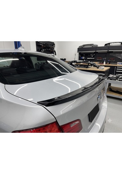 Bmw 5 Serisi F10 2010 - 2017 M4 M Performance Bagaj Spoiler Piano Black